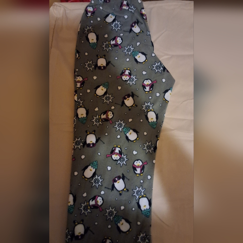 Just be... penguin pajama pants